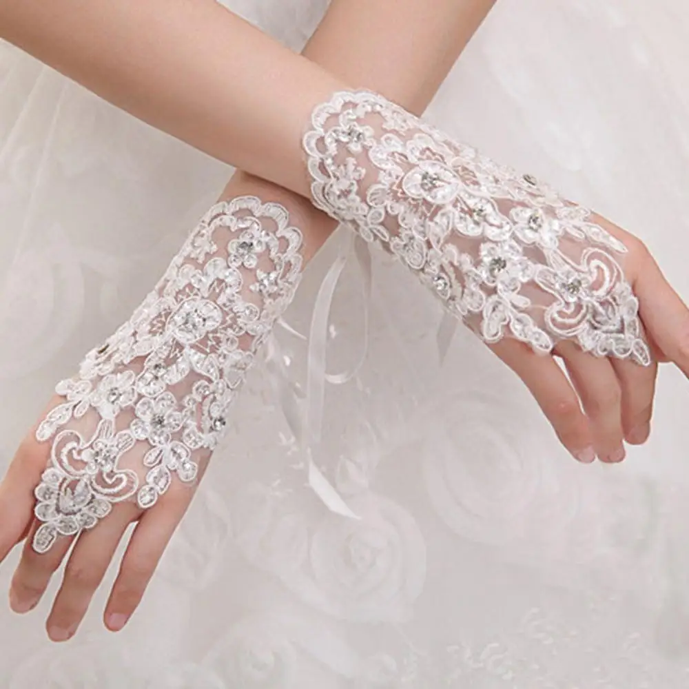 

Ladies Lace Gloves Bride Festival Party Dress Fingerless Mittens Satin Hollow Out Wrist Soft Gloves