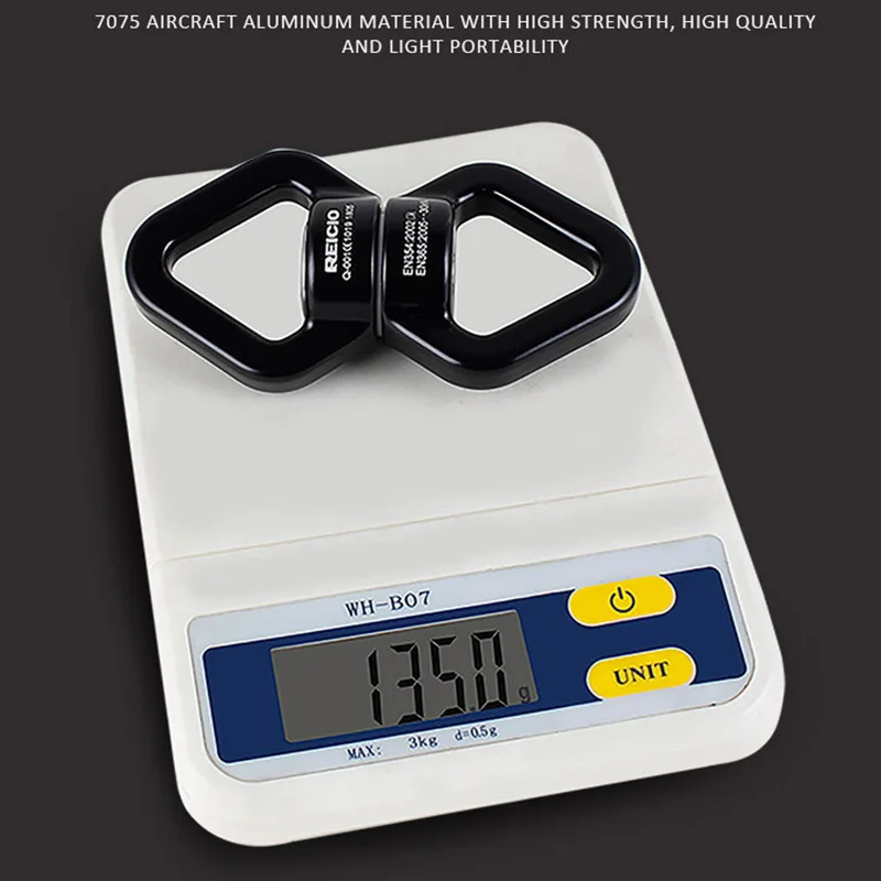 12143288077_1143324089