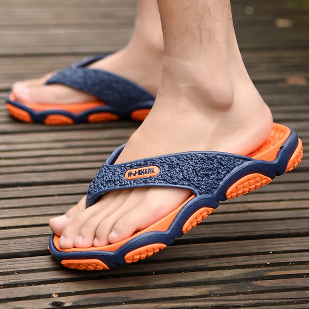 New Arrival Summer men's shoe Open Toe Slippers Fashion Beach Shoes Massage Bathroom Flip Flops tongs homme ete