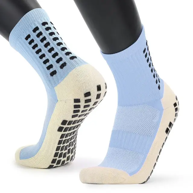 New Men's Sports Socks Thick Towel Bottom Men's Mid-tube Dispensing Non-slip Football Socks Basketball Socks Sports Stockings Light blue