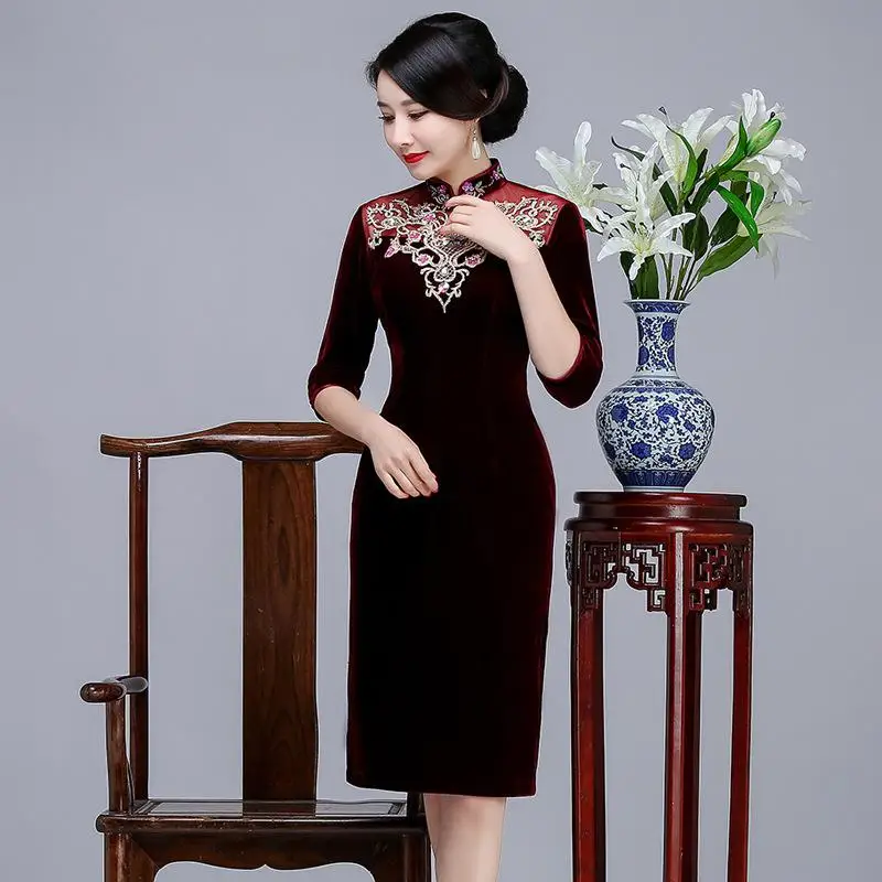 Элегантное женское вечернее платье, винтажное, с бусинами, цветами, Qipao, сексуальное, бархатное, Cheongsam, велюровое, с высоким разрезом, новинка, облегающее, Vestidos - Цвет: Style 2 Burgundy