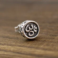 925 Твердые стерлингового серебра Тибетский ОМ АУМ одиночные серьги-гвоздики ювелирные изделия A1051