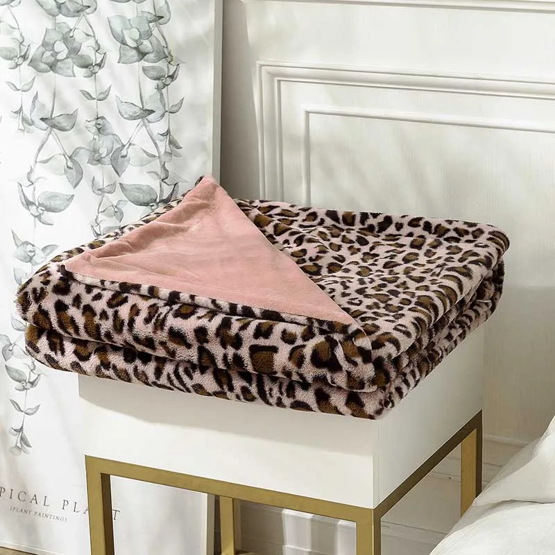 Леопардовое Фланелевое домашнее зимнее одеяло, утепленное одеяло, комбинезон-Пижама для младенцев, офисное одеяло, Детское покрывало - Цвет: 1