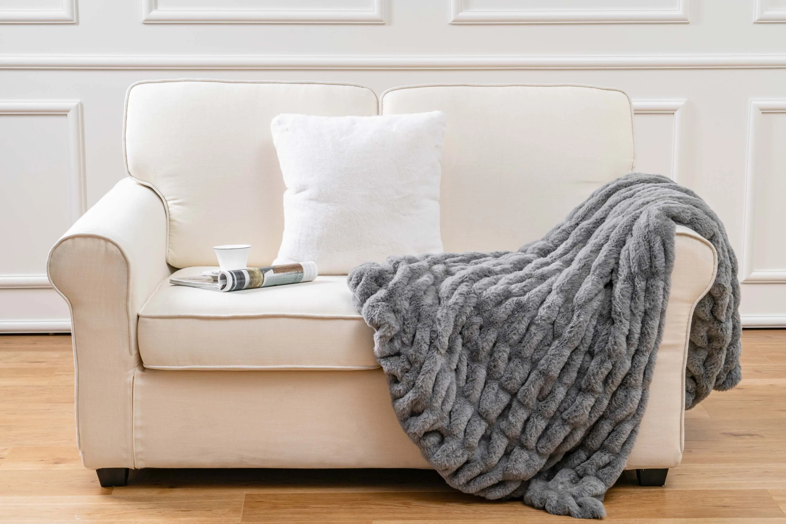 Russian Doll Sofa Blanket is Suitable for Bed Sofa Cold Movie Theater or Traveling Camping A for Your Family and Friends . Russian Doll Sofa Blanket is Suitable for Bed Sofa Cold Movie Theater or Traveling Camping A for Your Family and Friends .