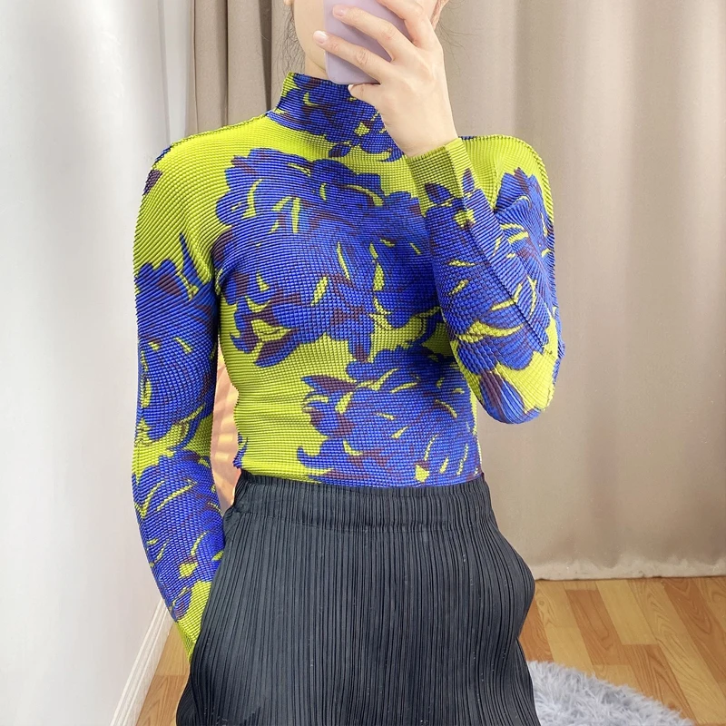 

Changpleat Spring New Women Printed T-shirts Top Miyak Pleated Fashion me series long sleeve Slim turtleneck Female T-shirt Tide