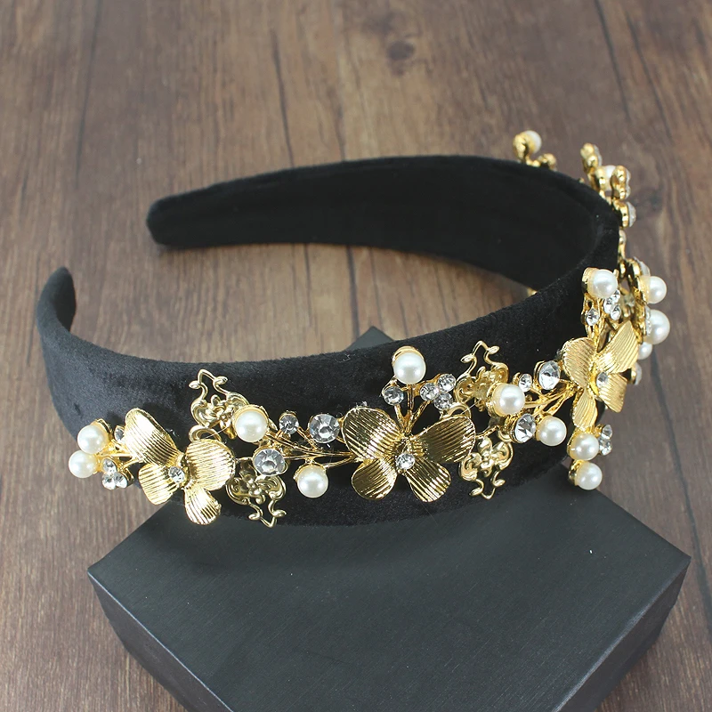 Baroque exquisite luxury velvet gold butterfly crystal pearl personality rhinestone headband dance travel hair accessories