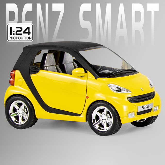 Simulation Car Smart Fortwo Alloy Metal Diecast Vehicle Toy Car Model Metal Kids Gift Car Toys For Children