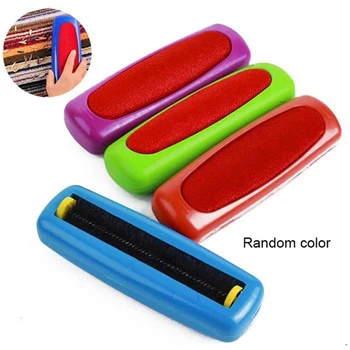 

Portable Manual Lint Brush For Coat Carpet Household Clothes Cleaning Tool(RANDOM COLOR)11