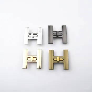 

2pcs 4.4*4.55cm Twist Turn Lock Snap Clasps Closure for DIY Purse Handbag Bag Button Purse Hardware Fashion Women Bag Accessorie