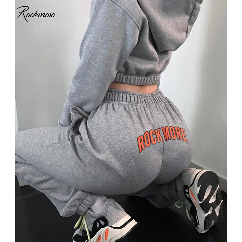 Спортивные штаны со стразами