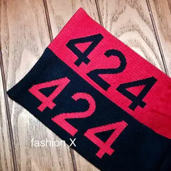 

424 digital black red socks fashion street men women tide 424 skateboard socks personality 424 cotton socks