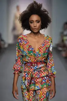 

2020 Women Runway Ethnic Print Suits Spring Summer V-neck Pullover Waist Elastic Shirt + Mid-Calf Slim Pant 2 Piece Hot Sale