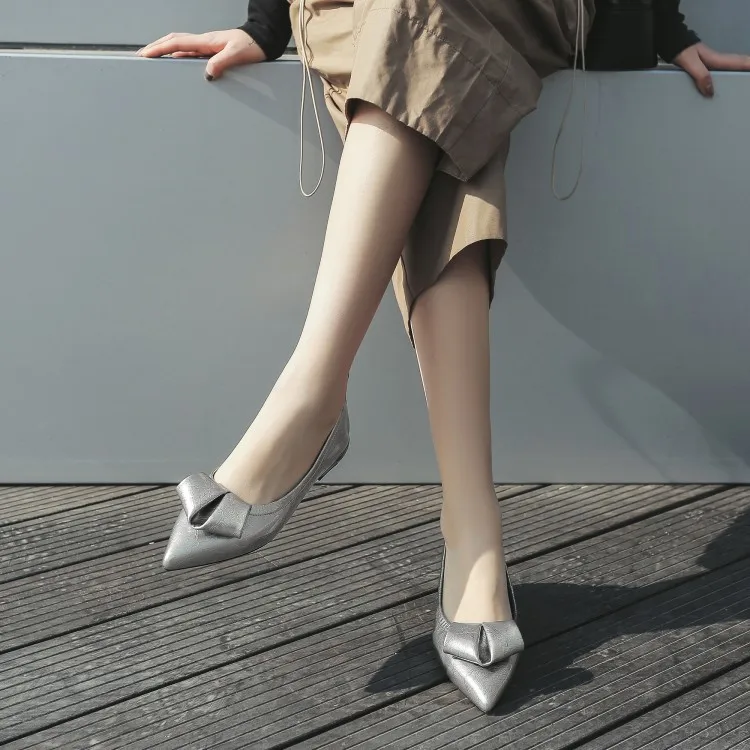 

2019 Spring New Style Pointed Shoes WOMEN'S Flat Shoes Leather Bowknot Boat Shoes WOMEN'S Shoes Versatile Low-Cut Side Scoop Boo