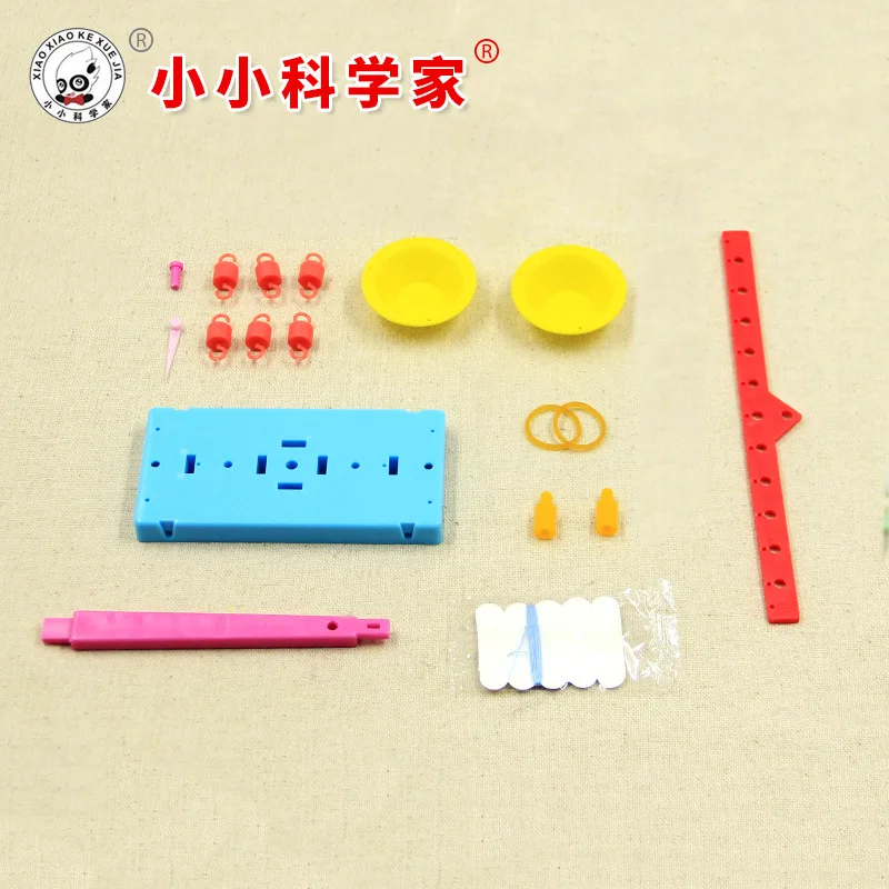 

Hot Selling Small Production Balance Kindergarten Mechanical Scale Lever Large Intermediate Science Experiment Toy Universal DIY