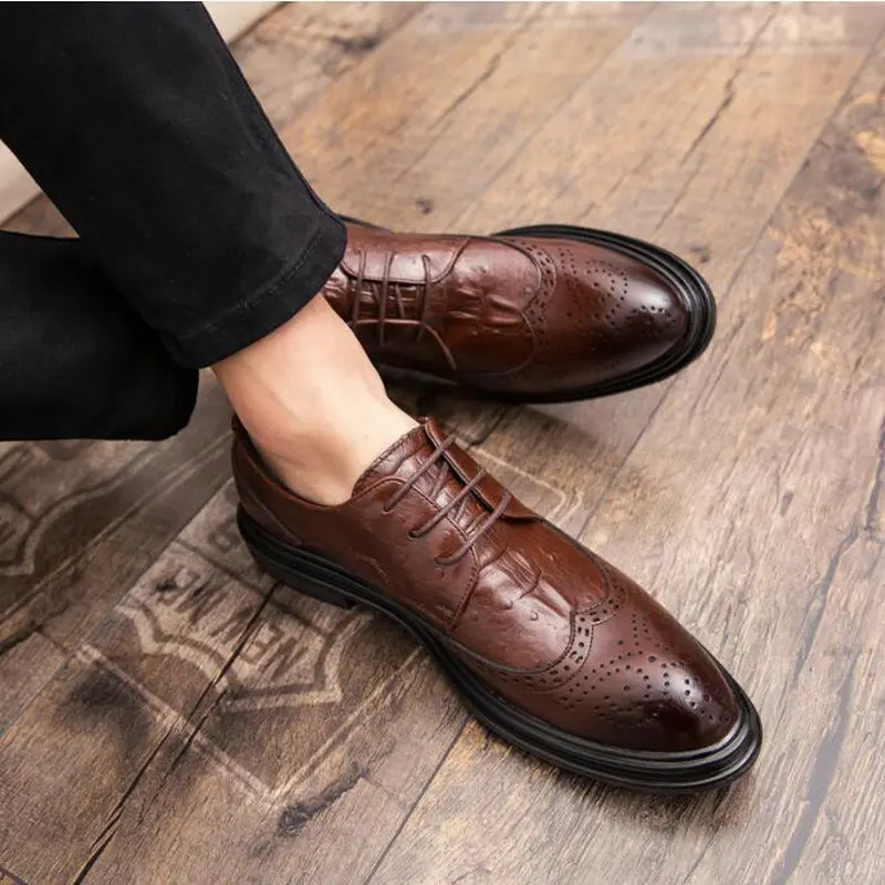 

Men Formal Black BROWN Formal Shoes Men's Carved Leather Shoes Handmade Business Dress Brogue Shoes A53-98