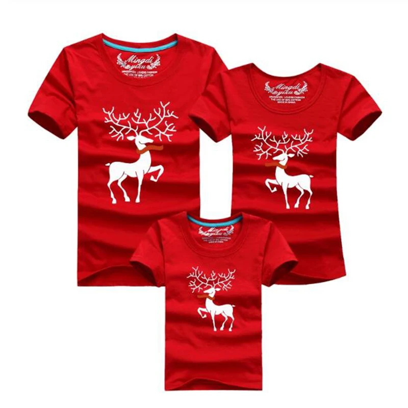 Рождественская одежда для мамы и дочки; Одинаковая одежда для папы и сына; семейная одежда с рисунком Милу и оленя; футболка для папы, мамы и мальчика - Цвет: Red
