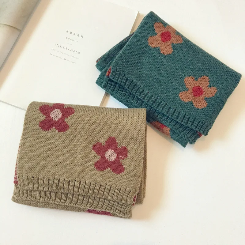 20*130 cm Cute Flower pattern Thickening Knitting wool Scarf For Children girls aged 1-8 Keep warm in autumn and winter Scarf