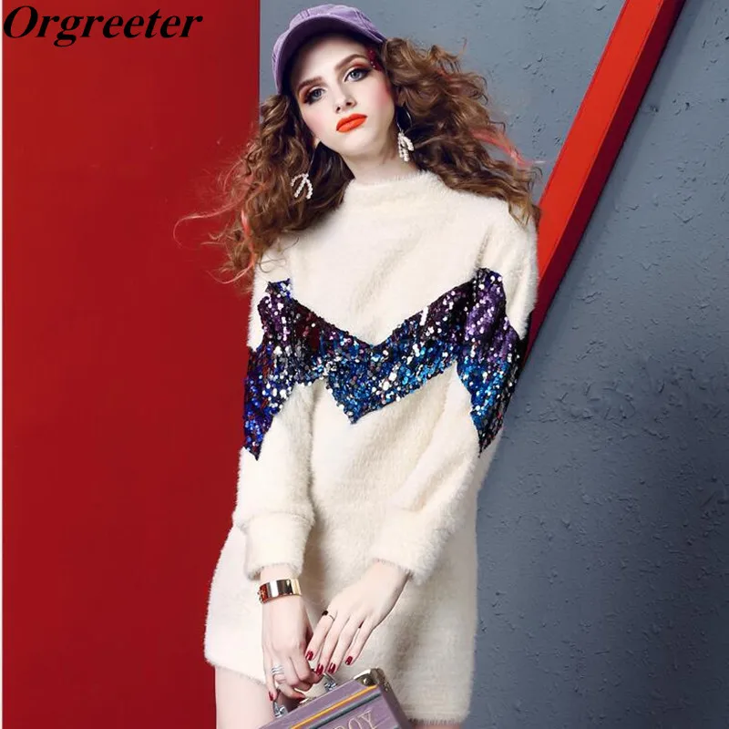 Осенне-зимние женские свитера из мохера расшитые блестками с круглым вырезом