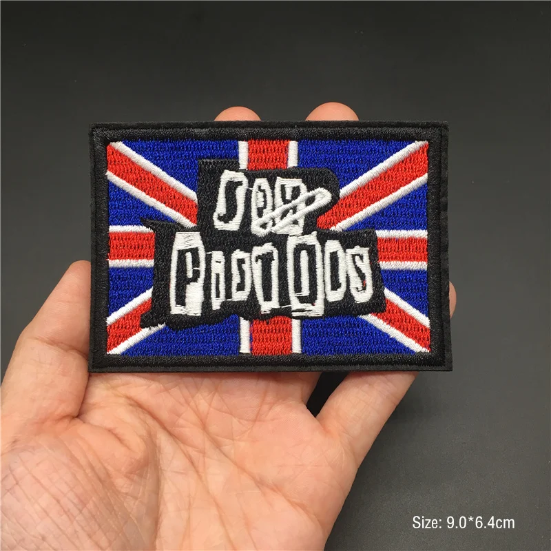 Band Rock Clothes Badges Iron On Patches Appliques Embroidered Music Punk Stripes for Clothes Jacket Jeans Diy Decoration