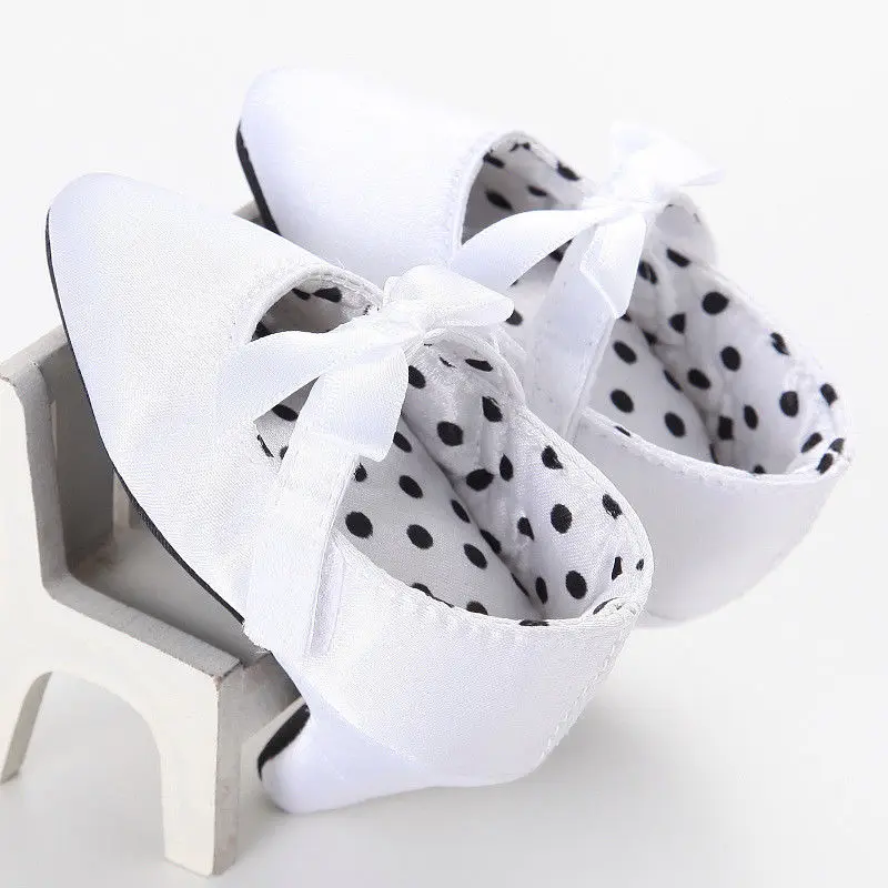 Brand New Baby Girl Bowknot Shoes High Heels for Photos Princess Toddler Crib Shoes 0-12M - Цвет: Белый