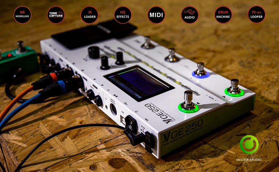 

MOOER GE250 Guitar Amp Modelling and Multi Effects Pedal