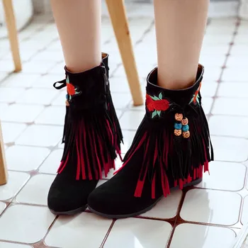 

2020 Fashion Sweet College Bohemia Increases Tassel Boots Fashion Autumn Winter Side Zip Short Boots Mid Heel Women Shoes