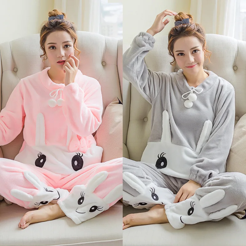 

[Temperature Attitude Warm] Autumn & Winter Pajamas Women's Flannel wei xiao tu Two-color Cartoon Long Sleeve Tracksuit-Outer We