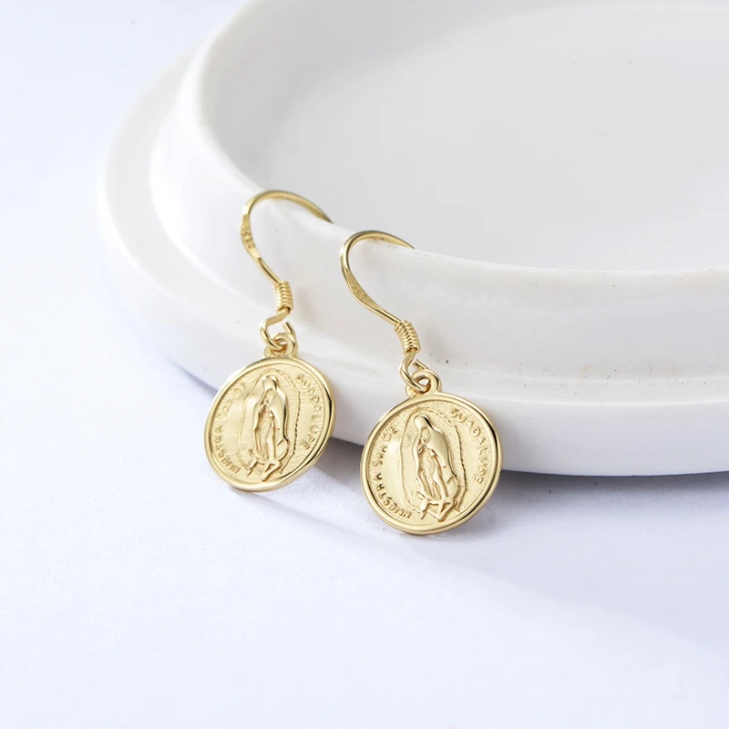

Silvology 925 Sterling Silver Figure Coin Stud Earrings Gold Round Western Style Drop Earrings for Women Friendship Jewelry Gift