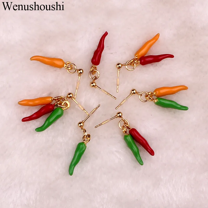 Dia 3 Millimetri In Acciaio Inox Capsicum Cayenne Della Vite Prigioniera Orecchini Ragazze Di Colore Oro Nuovo Sveglio Dello Smalto Hot Chili Pepper O