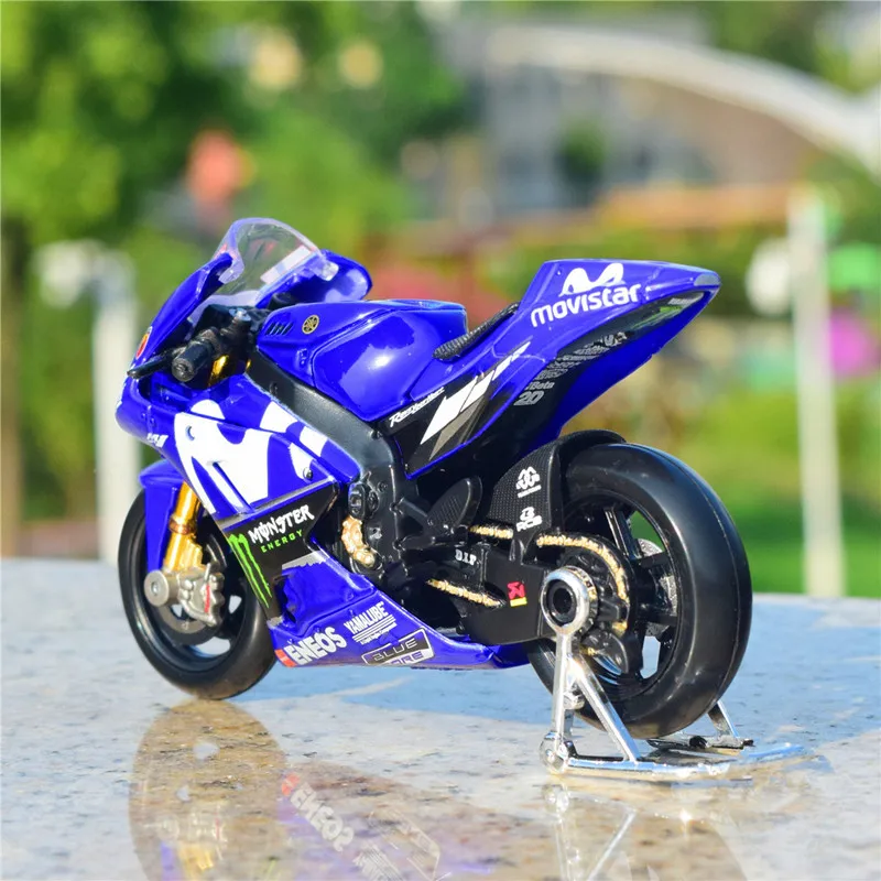 Гоночная модель автомобиля Maisto 1:18 2018 Yamaha team No. 25 Rossi из сплава литой игрушечный