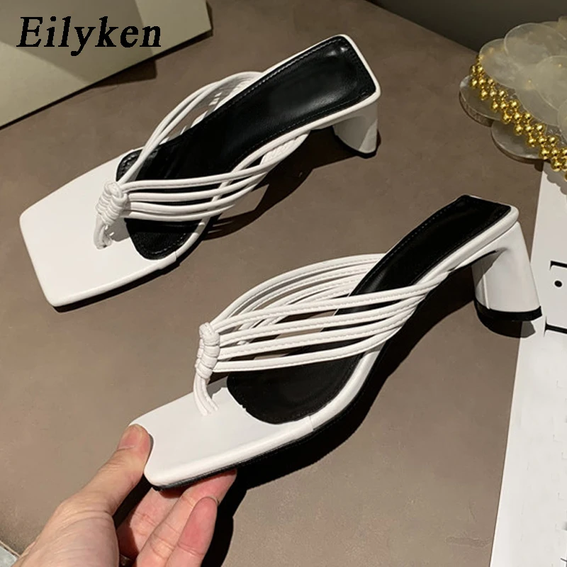 

Eilyken 2020 New Summer Women Slipper Fashion Narrow Band Open Toe Sandal Square Low Heel Outdoor Beach Vacation Slides Shoes