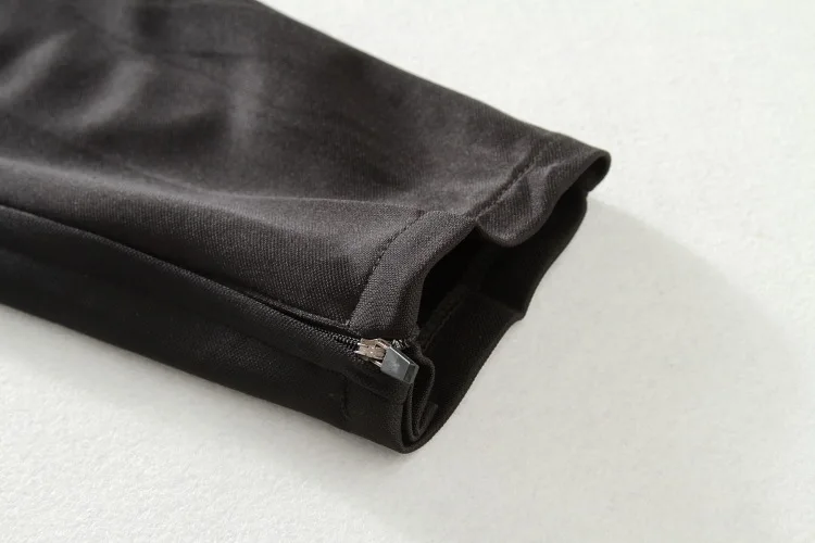 2131981493_623232269