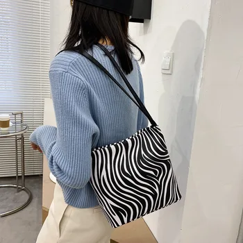 

2020 New Designer Women Bags Retro Animal Zebra Cow Pattern Bucket Shoulder Bag Female Casual PU Leather Underarm Bags