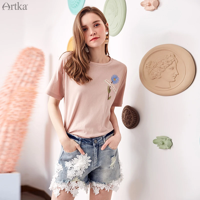 Женская футболка с круглым вырезом ARTKA свободная из чистого хлопка коротким