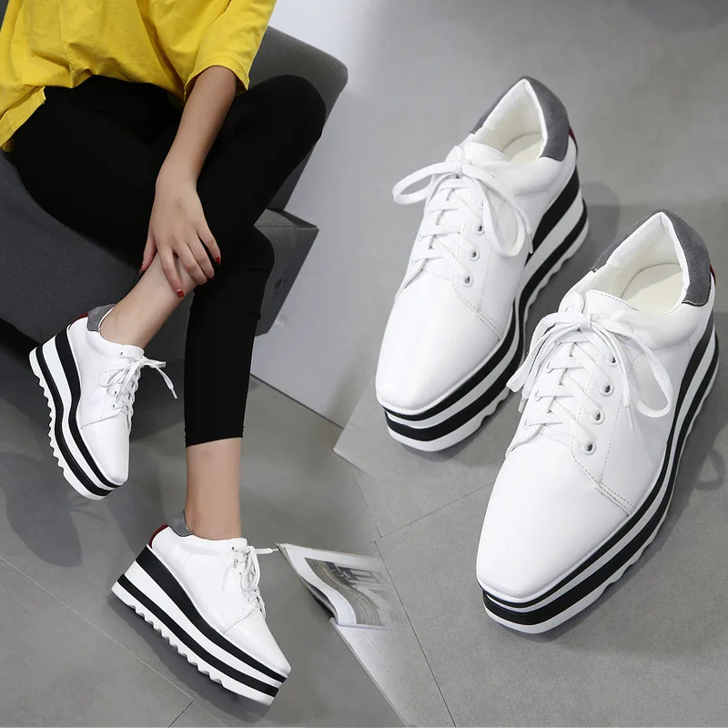 

Celebrity Celebrity Style 2017 Autumn And Winter New Style Slanted Heel Thick Bottomed Platform Shoes Women's Square Head Lace-u