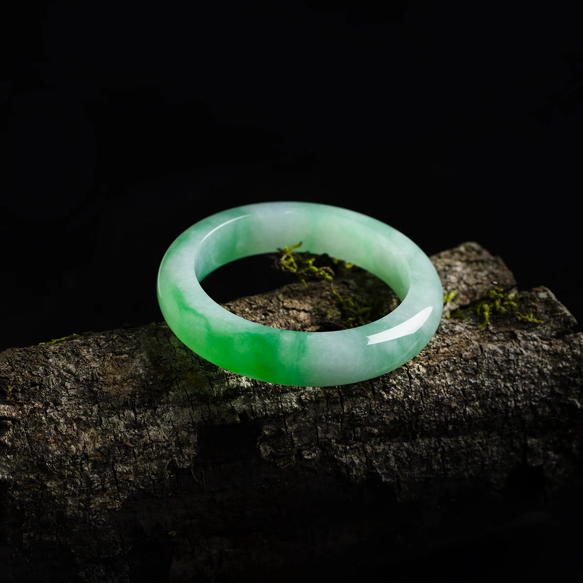 

The best gift-giving natural Burmese jade light green 54mm-62mm bracelet elegant princess jade bracelet for mother and girlfrien