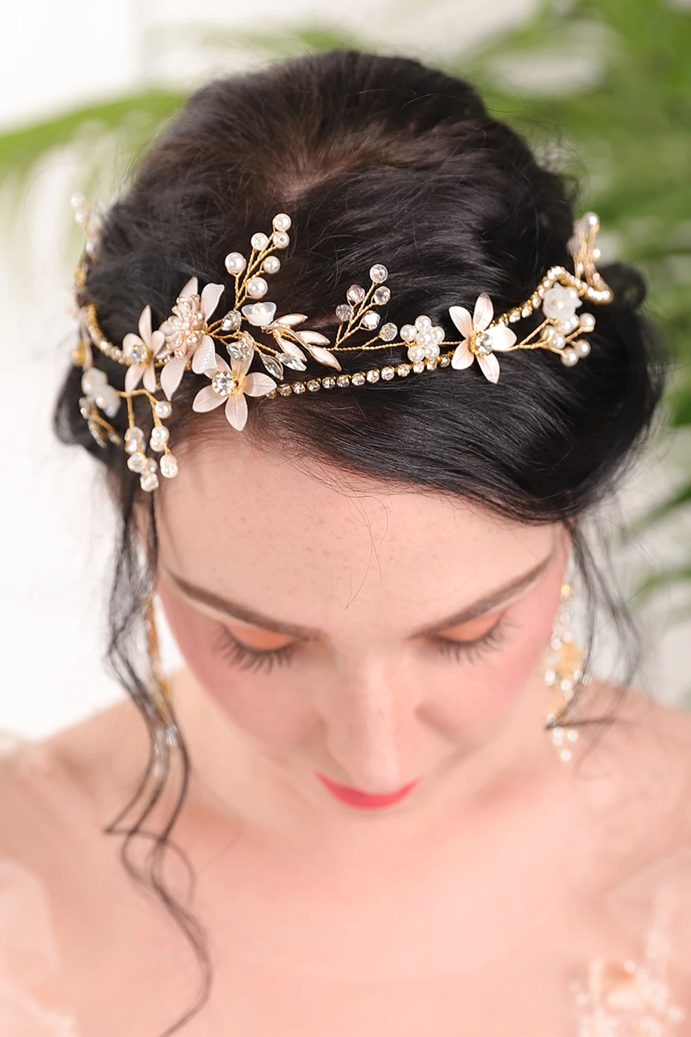 Новинка 2020 золотые стразы с цветком кристаллы жемчуг сплав макияж вечерние