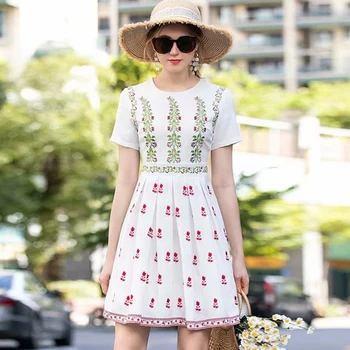 

Red RoosaRosee O-Neck Collar Floral Embroidery Mini Luxury Women Summer Party Dresses 2020 Lady Vestidos Robe Femme