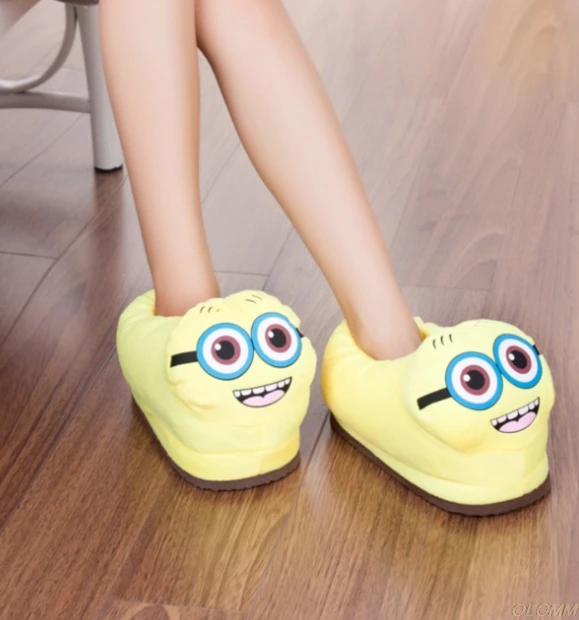 24cm Hot Winter Home Slipper Man Despicable Me Minions Indoor Slippers Plush Stuffed Funny Slippers Flock Cosplay House Shoes - Цвет: 24cm