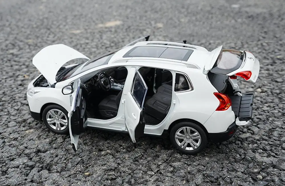 1/18 весы peugeot 3008 SUV белый литой автомобиль модельные игрушки, коллекционные