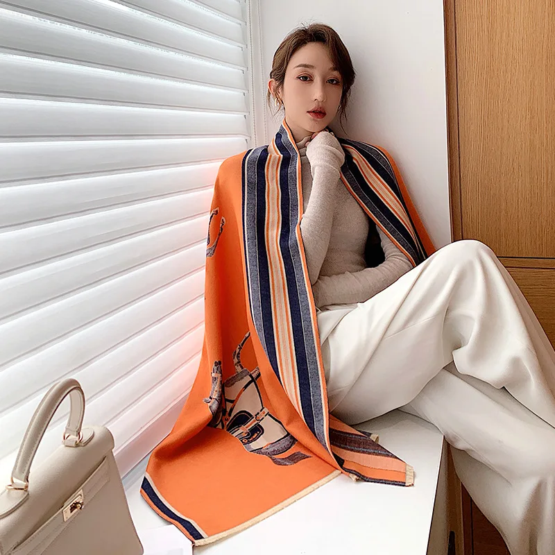 19493984410_2070773686