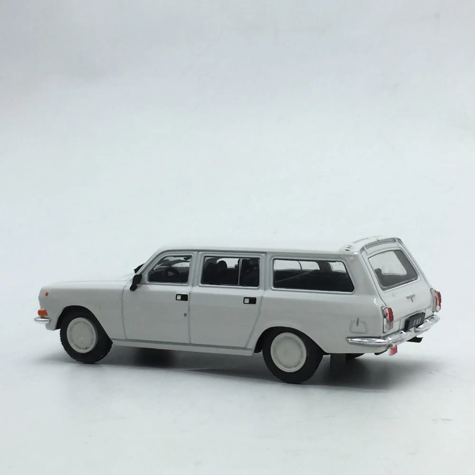 Редкая 1/43 новая специальная цена литой металл советская туристическая модель автомобиля длина 11 см домашний дисплей Коллекция игрушек для детей