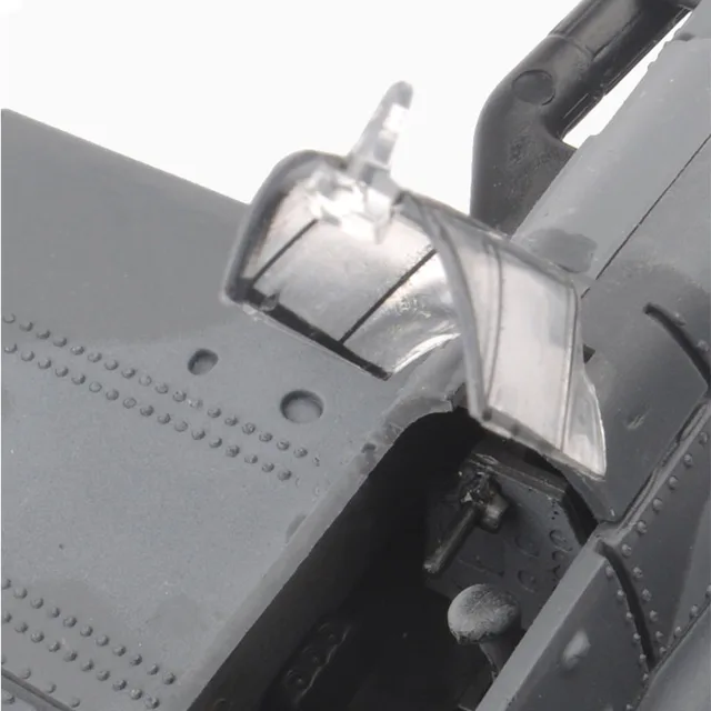 20*18CM  Assemble Fighter Model Toys Building Tool Sets Combat Aircraft Diecast War-II BF-109 Hurricane Spitfire Pirate Military 3