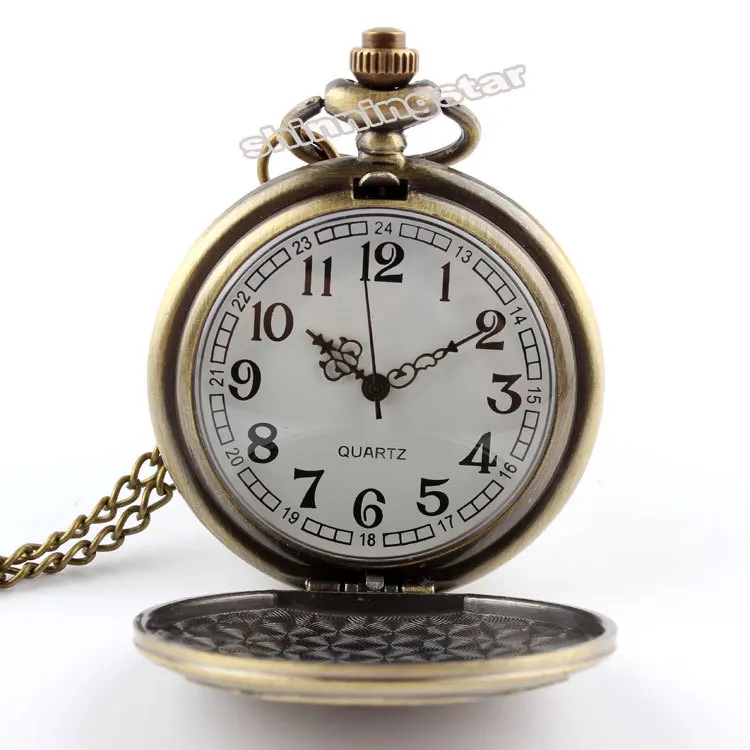 Dropshipping-Antique-Bronze-Knight-Ride-Horse-Man-Lion-Tiger-Engraved-Bronze-Pendant-Chain-Quartz-Pocket-Watch (3)