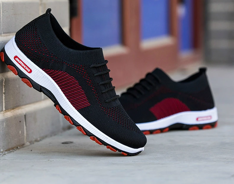 Spring Autumn Breathable Men Shoes Casual Flyknit Loafers Fashion Sneakers Slip-on Mixed Color Men Shoes Low-cut Outdoor Shoes