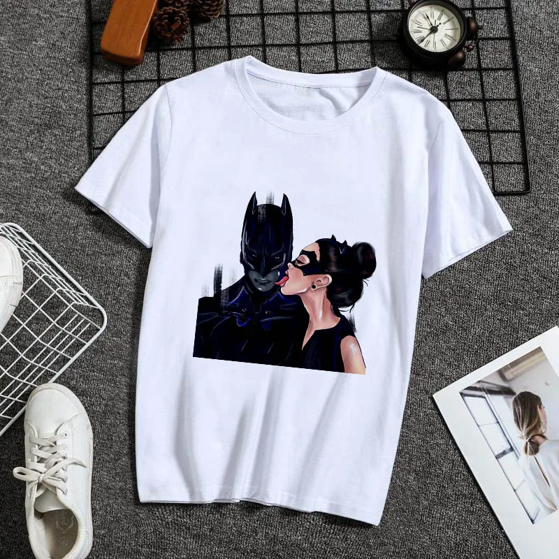 

New Summer Women t shirt Tops Batman and Catwoman Kiss t-shirt Fashion Cool tshirt female Harajuku Thin section Tees clothing