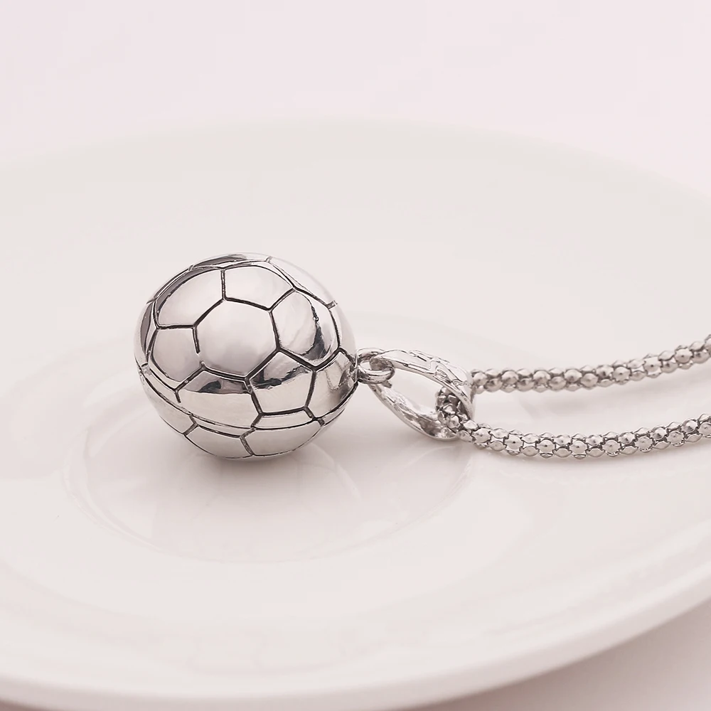 Pendentif ballon de foot argent