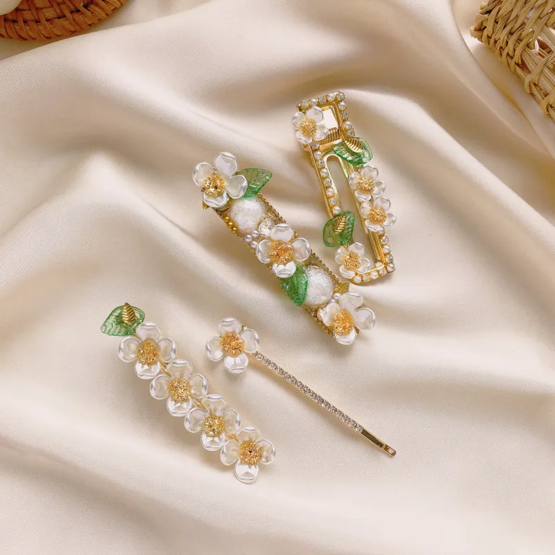 Pear Flower Series Hairpin Sweet and Cute Shell Side Clip Green Leaf Spring Duck Hair Accessories |