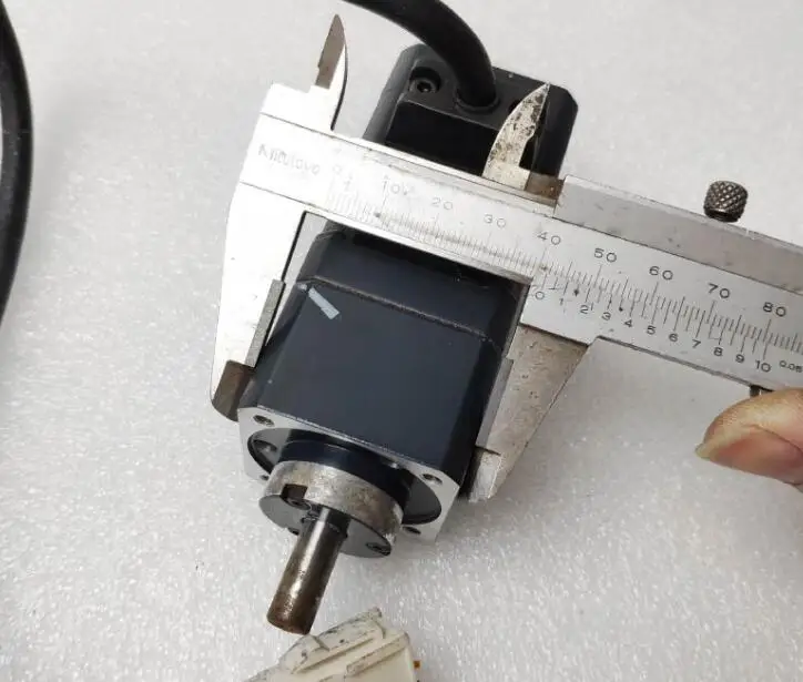 ASM46AA-P10 DC3.42V используется один, серводвигатель, хорошо работает