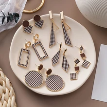 AOMU элегантные литературные клетчатые серьги из хлопчатобумажной ткани, круглые геометрические серьги-гвоздики для женщин, винтажные массивные подарки